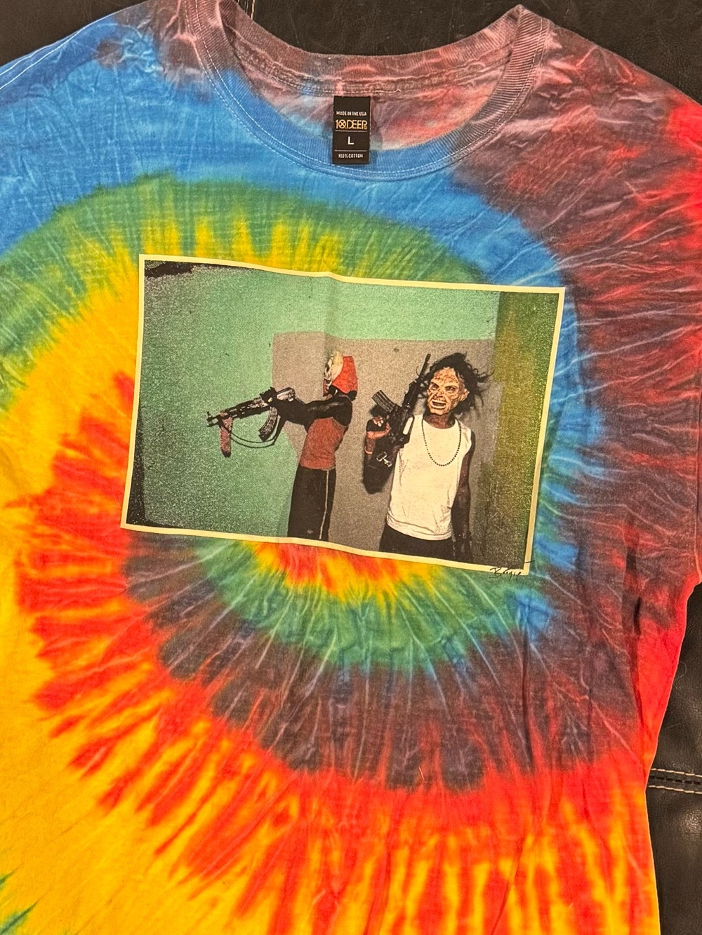 10.Deep tie-dye t shirt